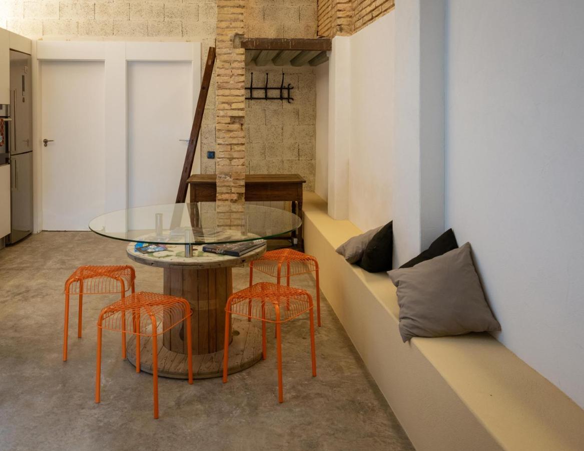 Loft Apartment *
